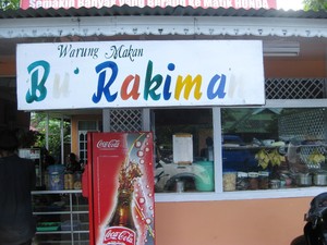Bubur Pedas dan Ketupat Colet Kalimantan Barat