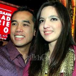 Dinikahi Ardi Bakrie, Nia Ramadhani Ganti Nama