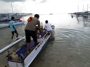 Sewa Kapal Penyebrangan ke Pulau Satonda