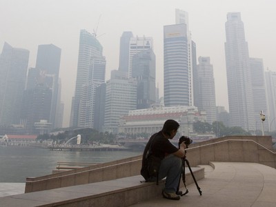 Sumatera Terbakar, Singapura Berasap