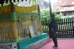 Jejak Keramat Di Makam Sultan Suriansyah