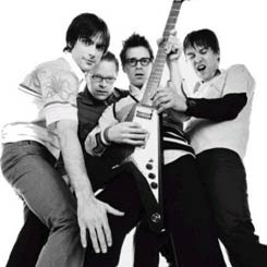 Vokalis Weezer Segera Rilis Buku The Pinkerton Diaries
