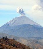 Status Waspada, Semeru Semburkan Lava Pijar 
