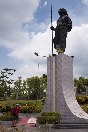 Menengok Monumen Pahlawan Nasional Martha Christina Tijahahu yang Terlupakan 