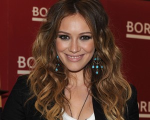 Hillary Duff Menyesal Pernah Bertubuh Kurus