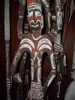 Ragam Pesona Ukiran Kayu Asmat