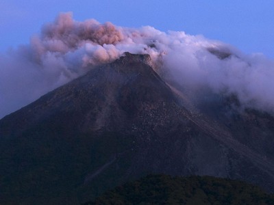 Merapi Meletus