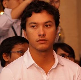 Cerita Nicholas Saputra di \Negeri Duan Lolat\ Cerita Nicholas Saputra di \Negeri Duan Lolat\