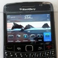 RIM Umbar Kelebihan BlackBerry Bold 9780 