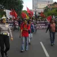 Giliran Aksi Demo APPI Macetkan Arus Lalu Lintas