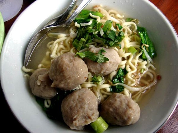 Gurihnya Bakso Made Khas Singkawang