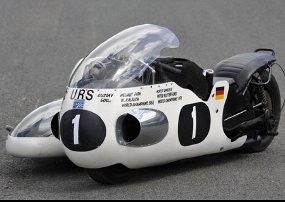 Motor Balap Antik Pakai Sespan Laku Dilelang Rp 1,45 Miliar