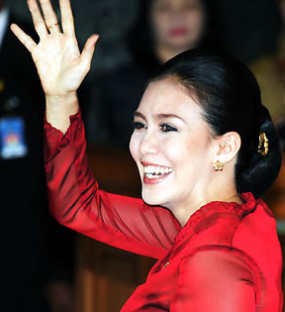 Rieke Dyah: Mbah Maridjan Bisa Dicontoh Sebagai Pemimpin