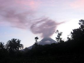 Awan Petruk  di Merapi Tak Berarti Apa-apa, Hanya Mitos