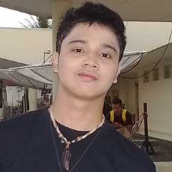 Sedih Lihat Bencana, Derby Romero Hindari Nonton Berita