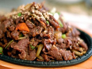 Menikmati Bulgogi dan Yu Kwe di Bandung