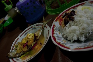 Nasi Kelapa Batumerah Tugu