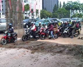 Ada Galian Gorong-gorong, Kuningan Menuju Mampang Macet
