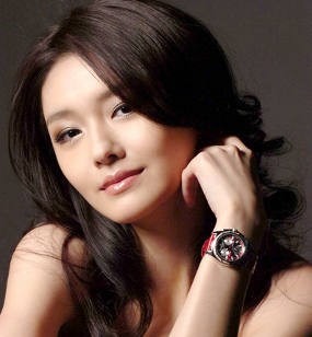 Barbie Hsu Nangis Dikabarkan Jadi Orang Ketiga