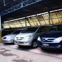 Blue Bird Lego Mercy, Innova dan Camry