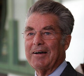 Tak Lama Setelah Obama, Presiden Austria Juga Sambangi Istiqlal