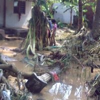 Sekolah di Semarang Ambruk Diterjang Luapan Sungai
