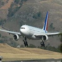Sarkozy Datang ke Seoul Dengan Jet Kepresidenan Mewah Senilai Rp 2 Triliun
