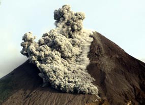 Tanggap Darurat Merapi Tak Dibiayai Bantuan Negara Asing