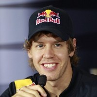 Vettel Panaskan Yas Marina