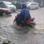 Hujan Guyur Bandung, Waspada Banjir dan Macet