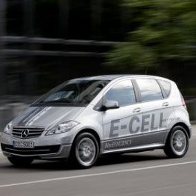Mercy Rancang Mobil Rp 300 Jutaan untuk India