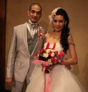 Tabungan Terkuras, Okan Cornelius & Viviane Tunda Bulan Madu