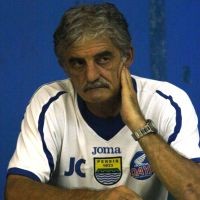 Cuckovic Masih Pimpin Persib