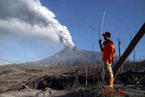 Ratusan Pengungsi Merapi Mulai Depresi 