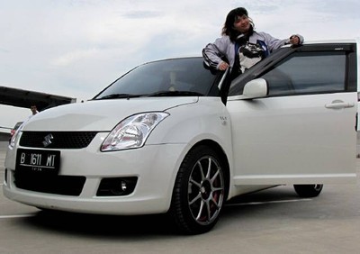 Intan dan Lady Elegant