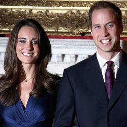 Baju Pertunangan Kate Middleton Diburu di Internet