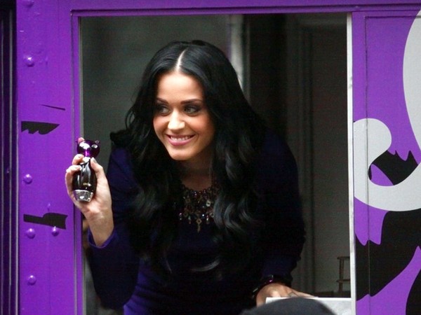 Katy Perry Rilis Parfum Purr