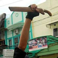 Diduga Persaingan Bisnis, Pengusaha Akik Tewas Dibacok