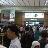 Antrean Check-In Panjang, Banyak Penumpang Garuda Ketinggalan Pesawat