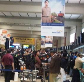 Sebagian Penumpang Garuda di Cengkareng Diterbangkan, Antrean Berkurang