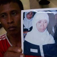 Pulang ke Indonesia, TKW Asal Surabaya Diminta Bayar Denda