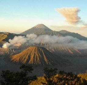 Aktivitas Vulkanik Bromo Diprediksi Masih akan Meningkat