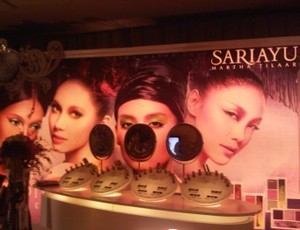 Budaya Asia Menginspirasi Tren Warna Sariayu 2011