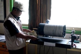 Tersambar Petir, Alat Pemantau Merapi di Pos Ngepos Magelang Rusak