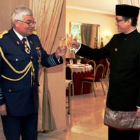Dubes Oegroseno Serahkan Surat Kepercayaan kepada Raja Albert II
