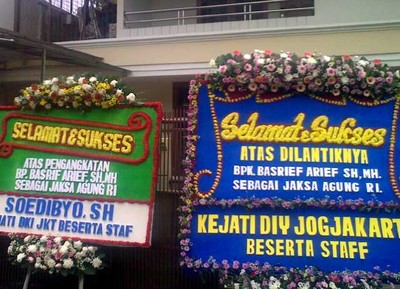 Basrief Kebanjiran Karangan Bunga 