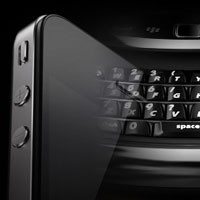 Perkuat iPhone, Apple Bajak Dedengkot BlackBerry