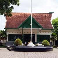 Rumah Masa Kecil Bung Karno Terjual Rp 35 Miliar