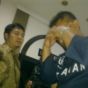 Bermodal Lampu Rotator, Polisi Gadungan Peras Pengendara Motor