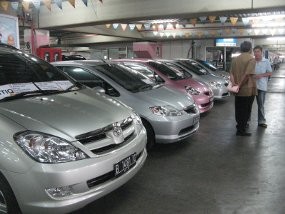 Mobil Baru Banting Harga, Mobil Bekas Turun Rp 5-8 Juta